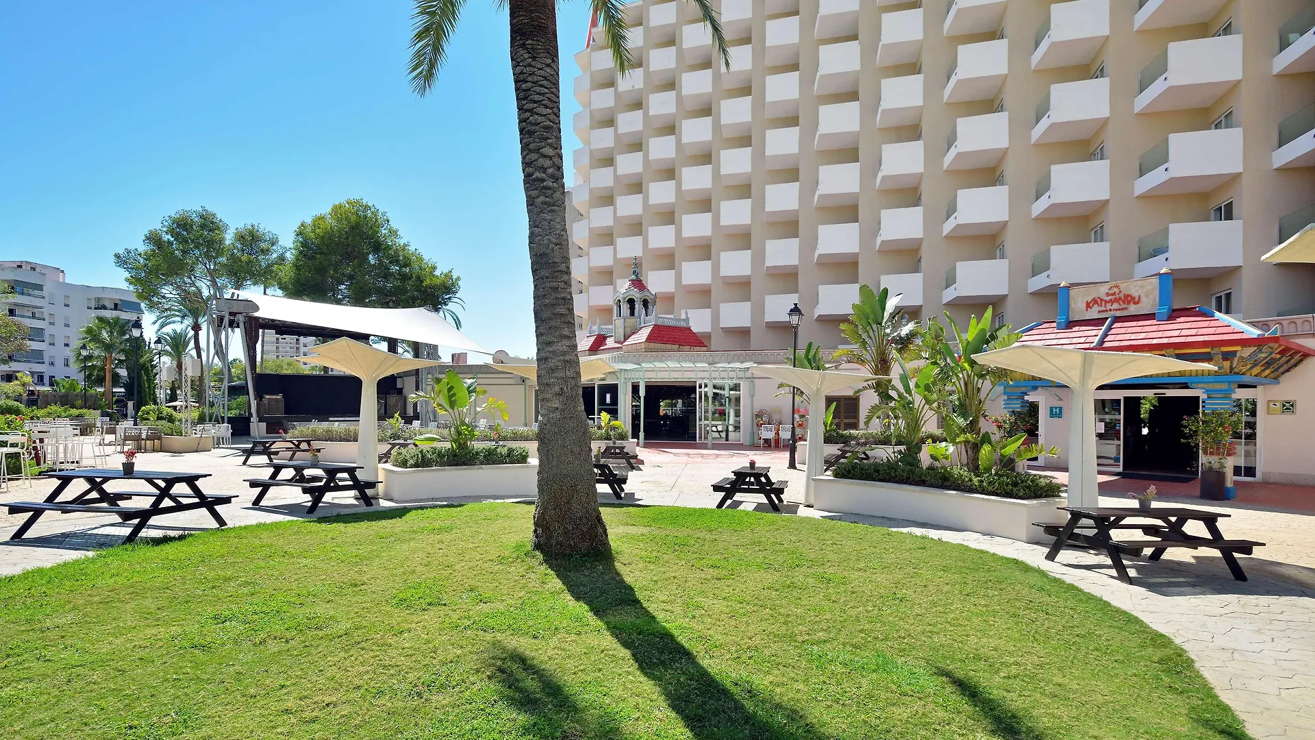 Sol Katmandu Park & Resort Magaluf  Hotel